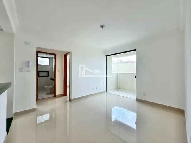 Apartamento à Venda no Bairro Copacabana, Belo Horizonte, 2 Quartos, 2 Varandas e 1 Vaga.