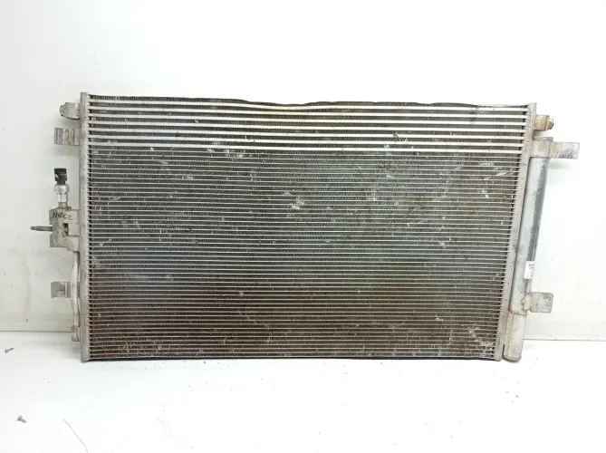 Condensador Ar Condicionado Gm Equinox Rs 1.5 2022 Nºt437299