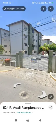Vende-se Apto no cond. GREEN GARDEN com três quartos, sendo uma suite. R$220mil reais