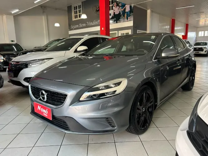 Volvo V40 T-5 R-design 2.0 Aut. 2017