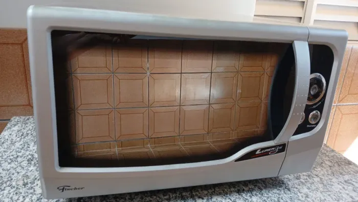 Forno Elétrico ; digital Fischer. 44 litros. 500,00R$ Telefone *<br>R$ 500;00.
