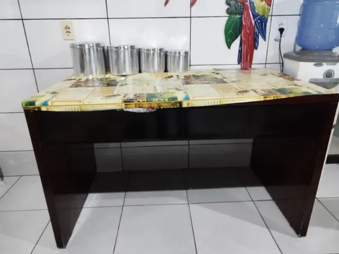 Bancada Americana ou Mesa Multiuso em Madeira - 1,40 x 0,85 m