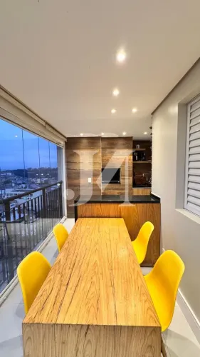 Apartamento Padrão de 60m² com 2 dormitórios, e 1 vaga de garagem disponíveis para venda n