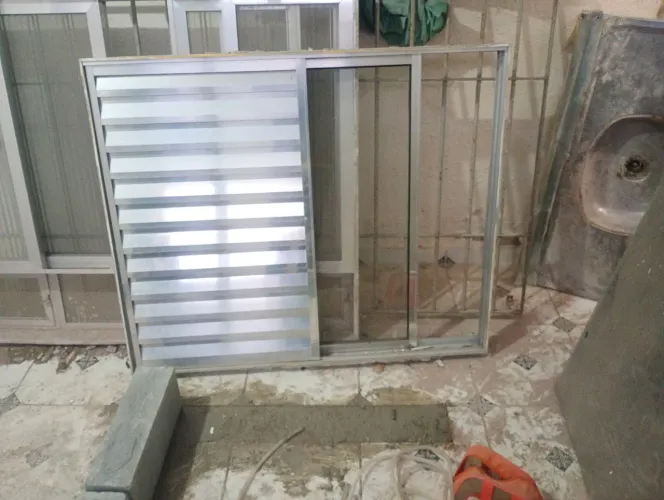 janela de alumínio bom