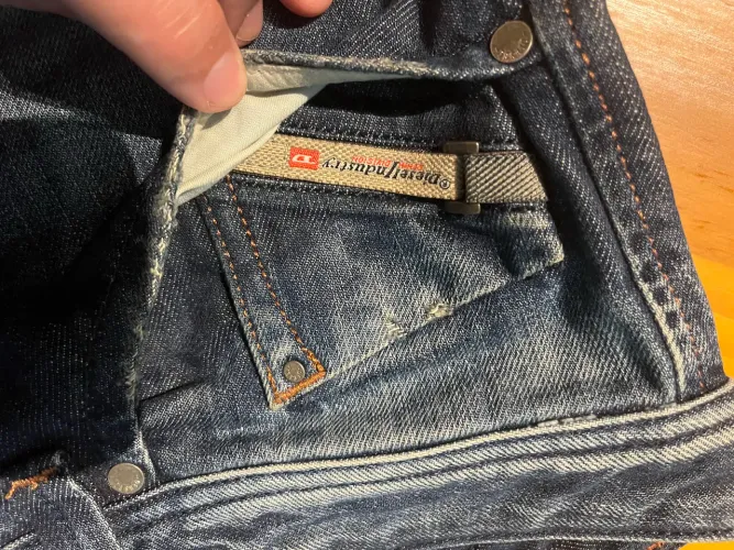 Calça jeans importada Diesel 30