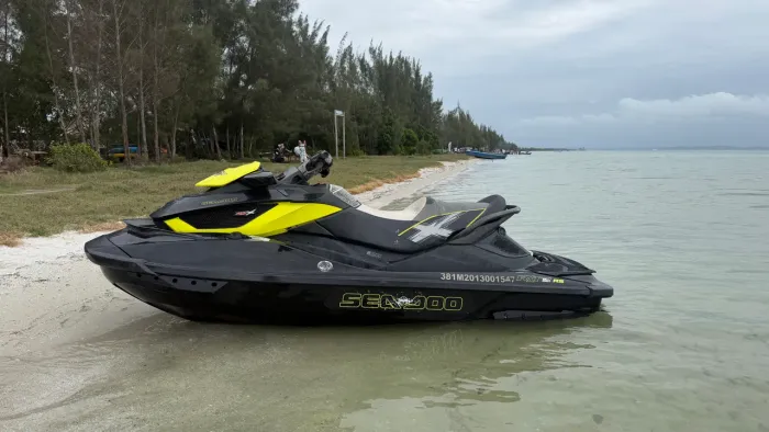 JET SKI 3 LUGARES - SEADOO RXT 260 REVISADO 
