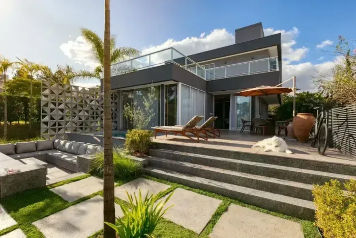 Casa para venda com 241 metros quadrados com 3 quartos