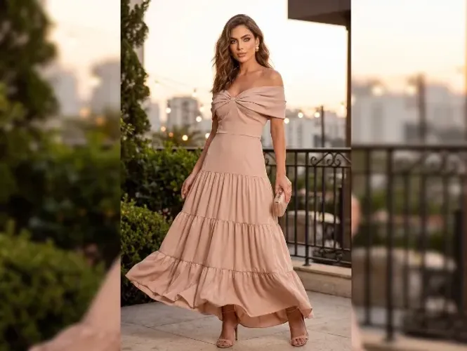 Lindo Vestido Longo de Festa com Babados e Decote Drapeado -veste P & M