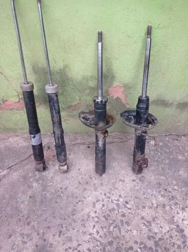 Amortecedor do golf mk4 