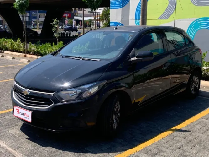 Chevrolet Onix Hatch LT 1.0 8V Flex Mec. 4P 2017