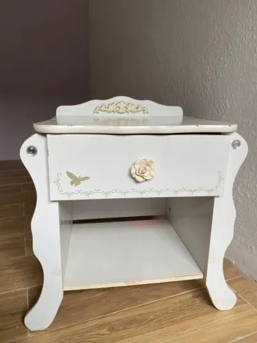 Mesa de Cabeceira