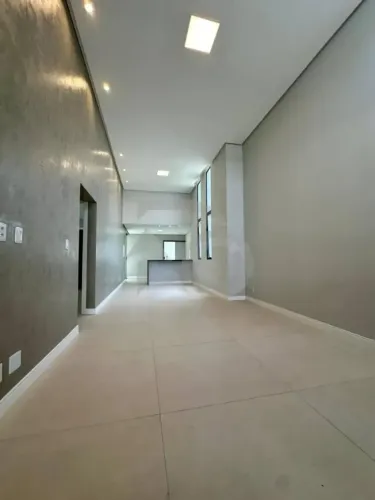 Casa no Condomínio Praias do Sul III - 3 Quartos, Varanda, 3 Banheiros e 2 Garagens