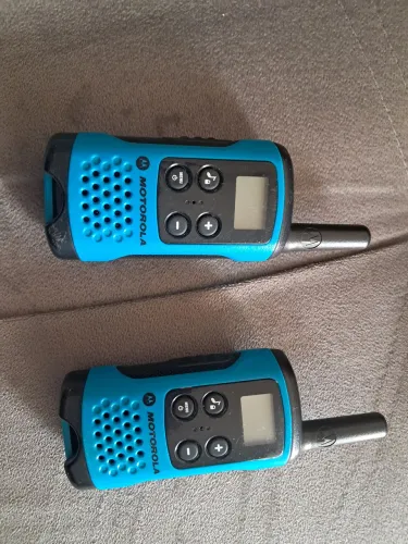 Walkie Talkie Rádio Motorola Talkabout T100