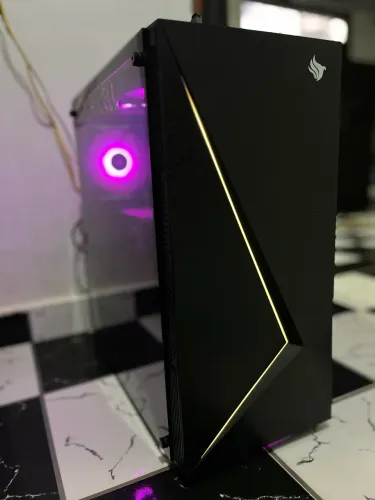 PC Gamer i5-10400F + RX 5500 XT 4GB | 16GB RAM | 1TB + SSD | Troco por Notebook