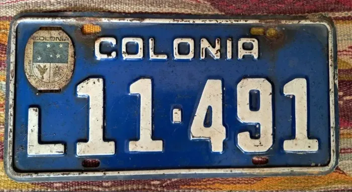 4 placas uruguay azul verde preta e vermelha (reservado para sergio)