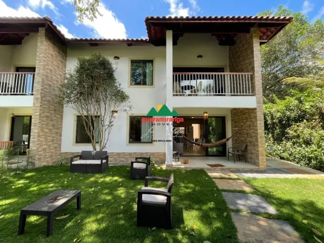 Apartamento superior com 64m² de área construída, 100% mobiliado e mezanino.