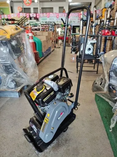 Placa Vibratória Compactadora a Gasolina 4T 6.5hp 196cc TPC60W-XP - Toyama (Loja)