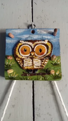 Porta chave com entalhe Corujinha.