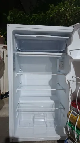 Frigobar midea 93l