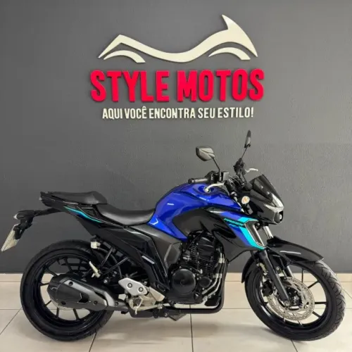 Yamaha FZ25 Fazer 250 - 2024 - 9 mil km
