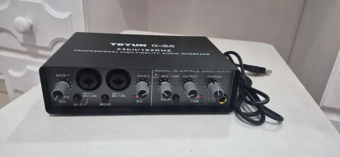 Interface TEYUN Q-24 24 bit/192KHZ em perfeito estado (Acompanha cabo USB)