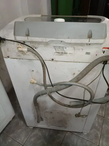 Máquina de lavar roupas Brastemp