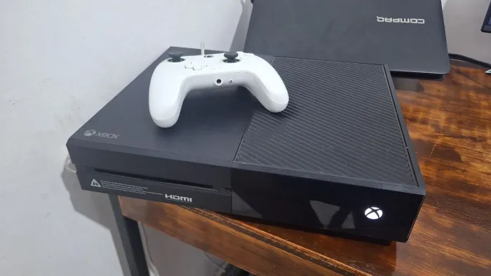 Xbox One Fat usado, em perfeitas condições