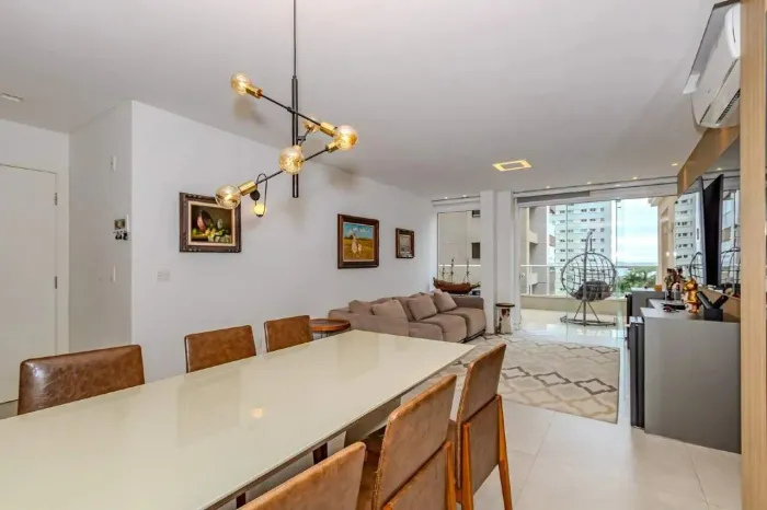 Apartamento à venda no Edifício Porto Januária