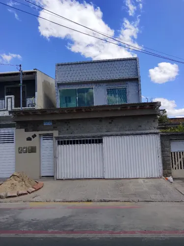 Alugo casa no catolé
