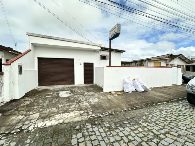 Galpão para locação com aproximadamente 150m² no bairro Santa Terezinha em Gaspar/SC