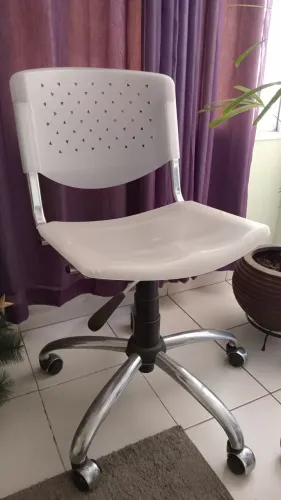 02 Cadeira Hidráulica Giratória Com Rodas