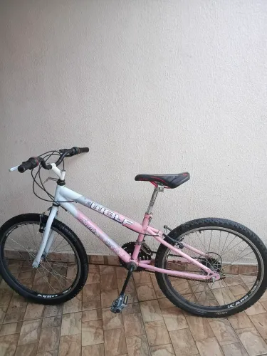 Bicicleta Wolf Saara