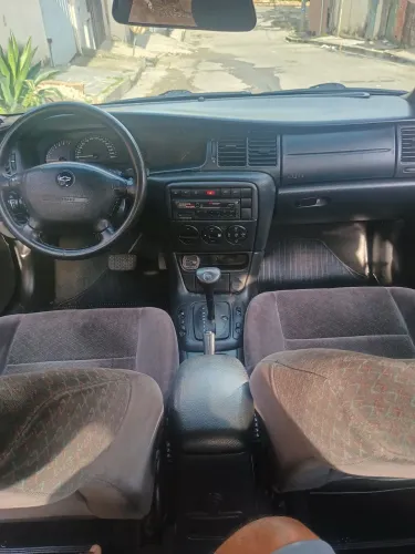 Chevrolet Vectra CD 2.2 16V / 2.0 16V Mec./aut. 2001