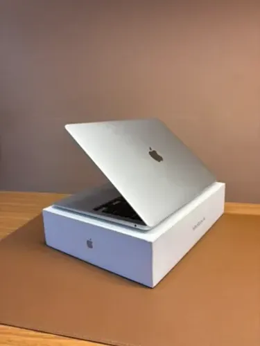 (6 meses de garantia apple) Macbook Air M1 256GB 8GB 98% 11 ciclos! aceito trocas