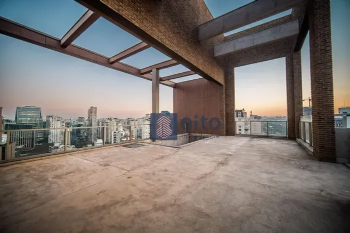 Cobertura com piscina e vista panorâmica nova à venda - Itaim Bibi - São Paulo/SP