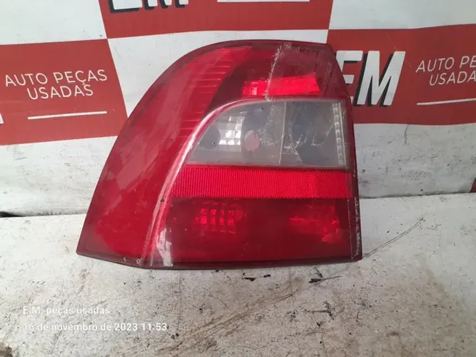 Lanterna traseira esquerda vectra 1998