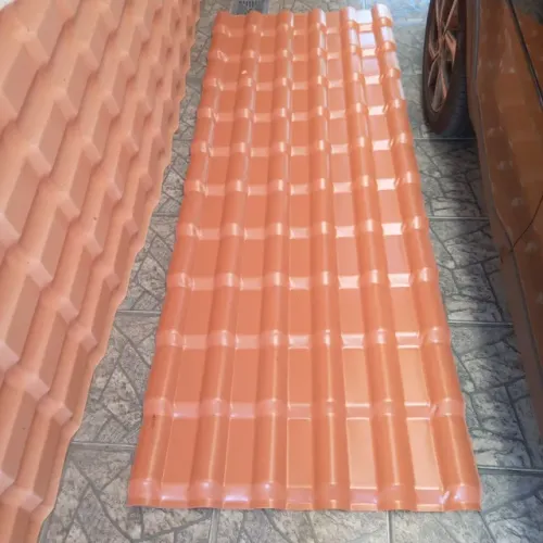 Vendo Telhas de PVC Terracota as 4 peças