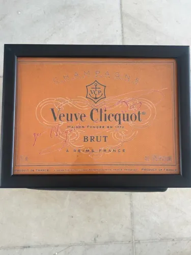 Quadro Veuve Clicquot Brut Original (com moldura e vidro) 45x34x1.5 cm