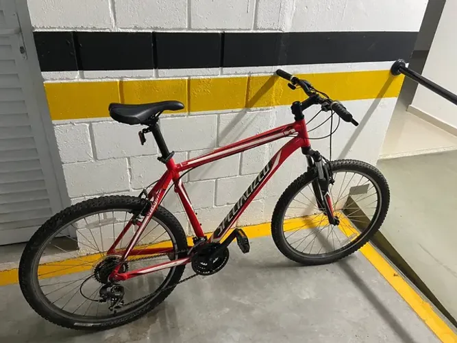 Specialized hardrock tamanho XL