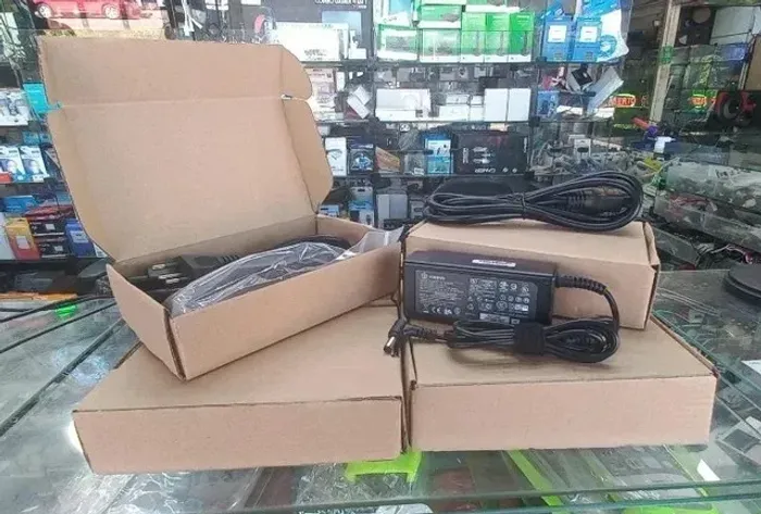 Fonte de notebook samsung, positivo, dell grande, lenovo usb, acer (Promoção)