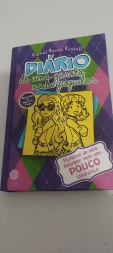 Diário de uma Garota Nada Popular