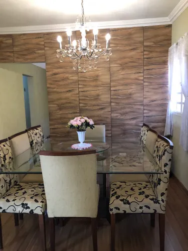 Vendo Linda casa na região Leste de Londrina