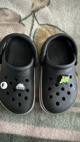 CROCS INFANTIL C8 c/ Jibbitz