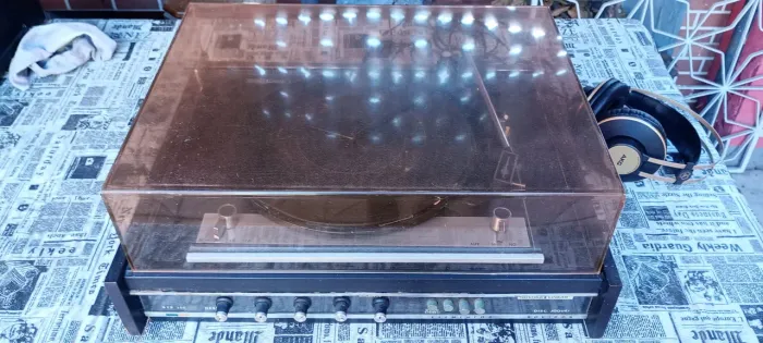 Toca disco Taterka com Amplificador