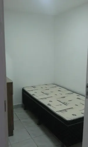 Quarto individual R$ 900/mês, Lapa - SP, todas as despesas inclusas.