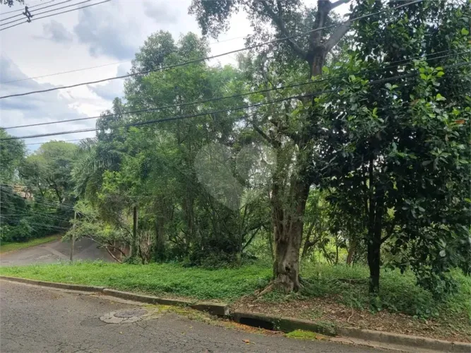 Terreno à venda no condomínio Estância Marambaia, Vinhedo - SP