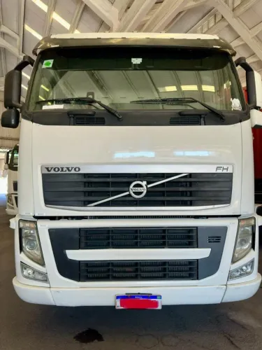 Volvo FH 540 - 6x4 - 2014 - Único dono