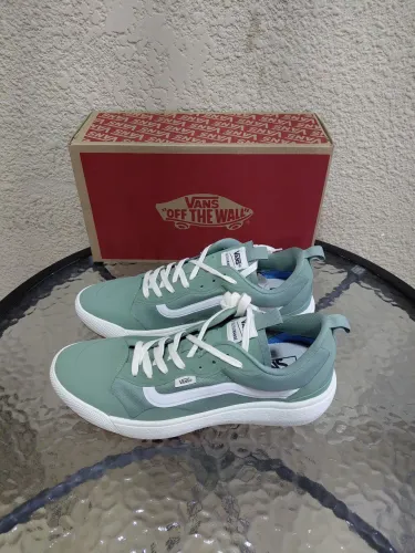 Tênis Vans Ultrarange 41 