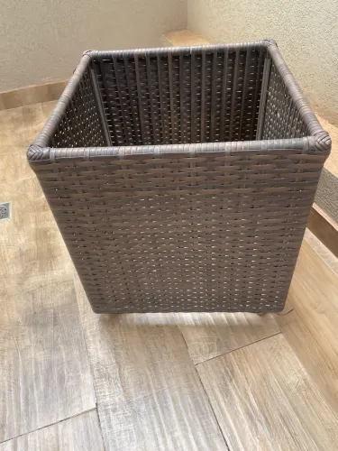 Porta vaso grande , coloque seu vaso dentro deste lindíssima cachê por