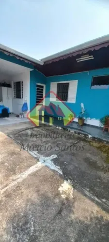 Venda de Casas / Edícula na cidade de Taubaté